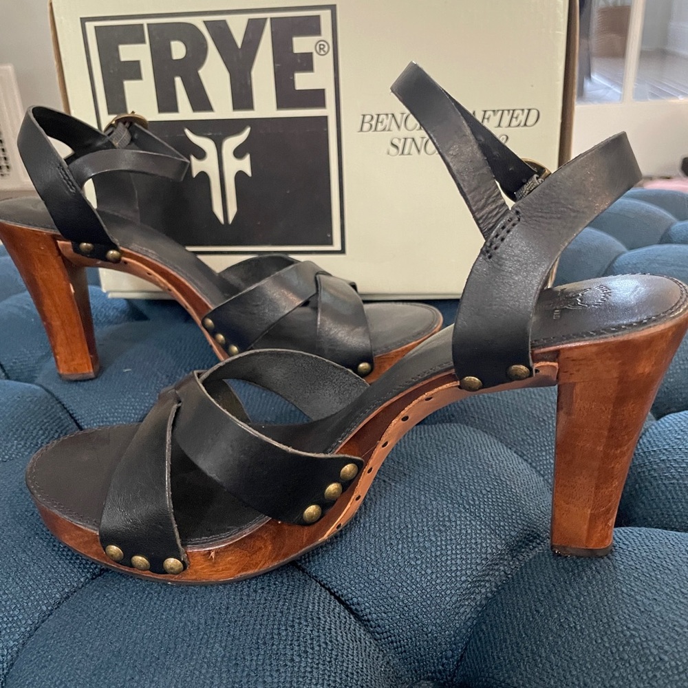 Frye Vintage Wooden Soled Heels/Sandals 7.5